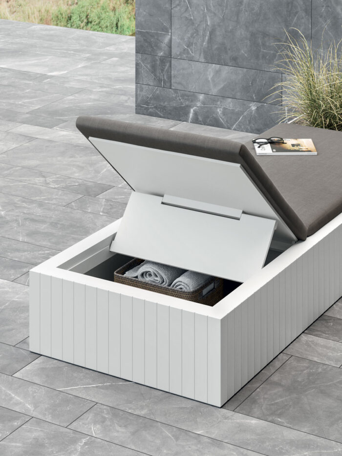 Lettino in Corian® outdoor REXA Design